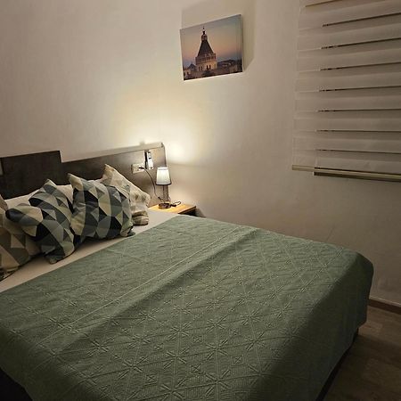 Maria'S Guesthouse - Uphill View Of Nazareth F Екстер'єр фото