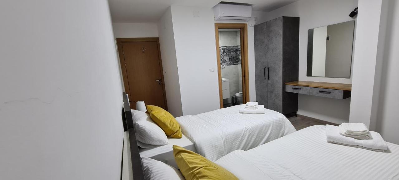 Maria'S Guesthouse - Uphill View Of Nazareth F Екстер'єр фото