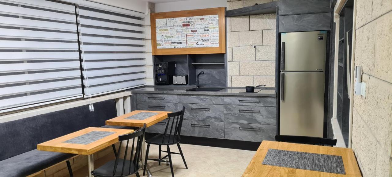 Maria'S Guesthouse - Uphill View Of Nazareth F Екстер'єр фото