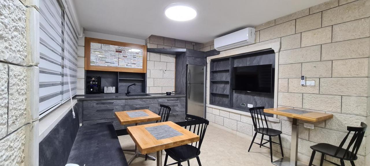 Maria'S Guesthouse - Uphill View Of Nazareth F Екстер'єр фото