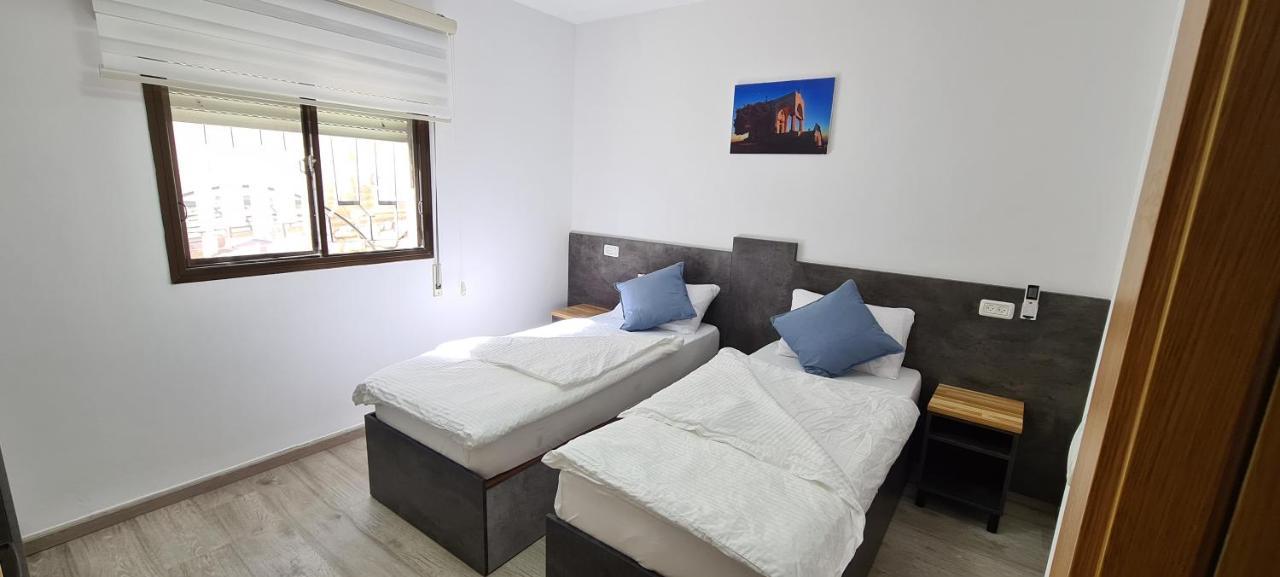 Maria'S Guesthouse - Uphill View Of Nazareth F Номер фото