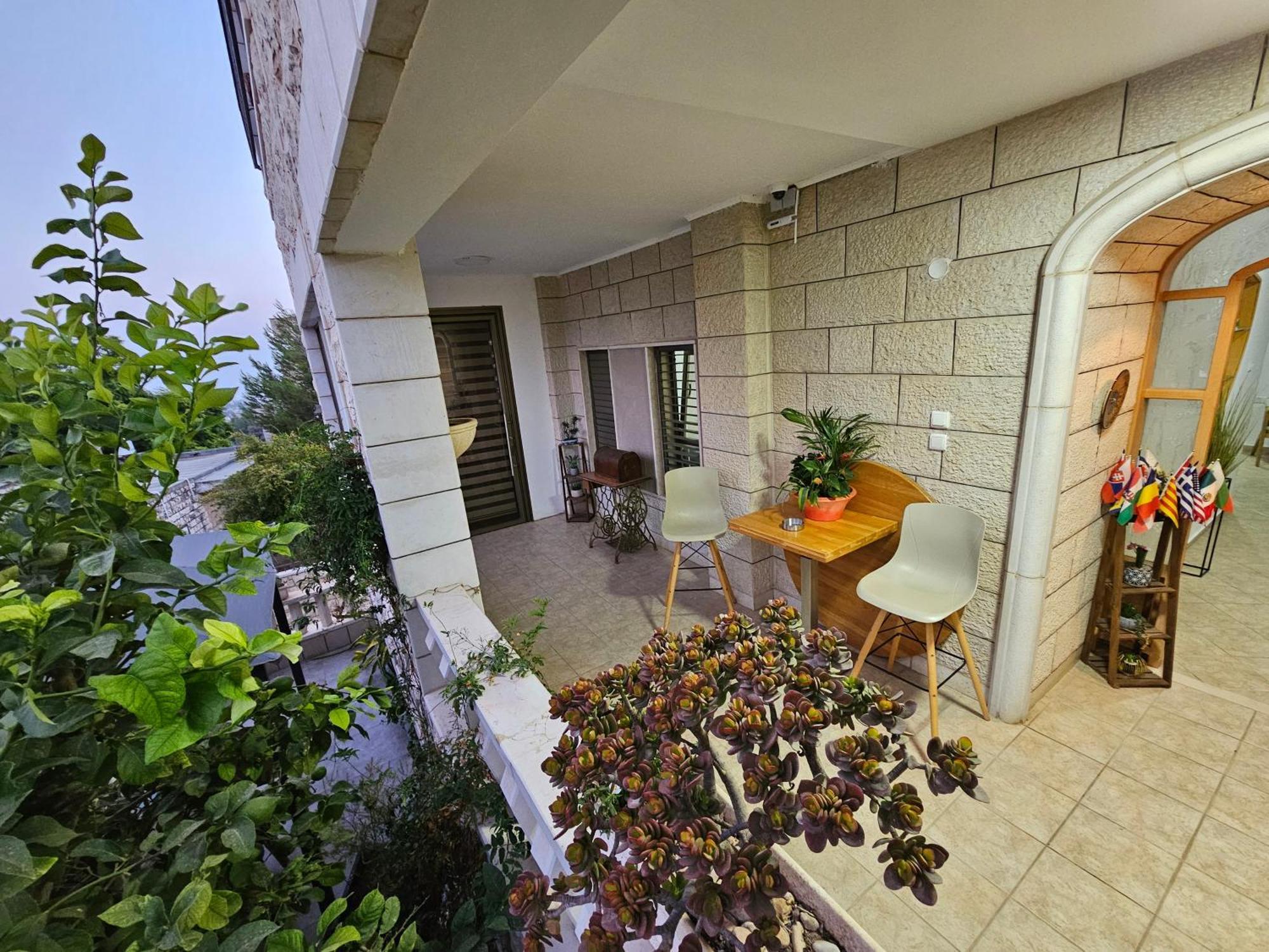 Maria'S Guesthouse - Uphill View Of Nazareth F Екстер'єр фото