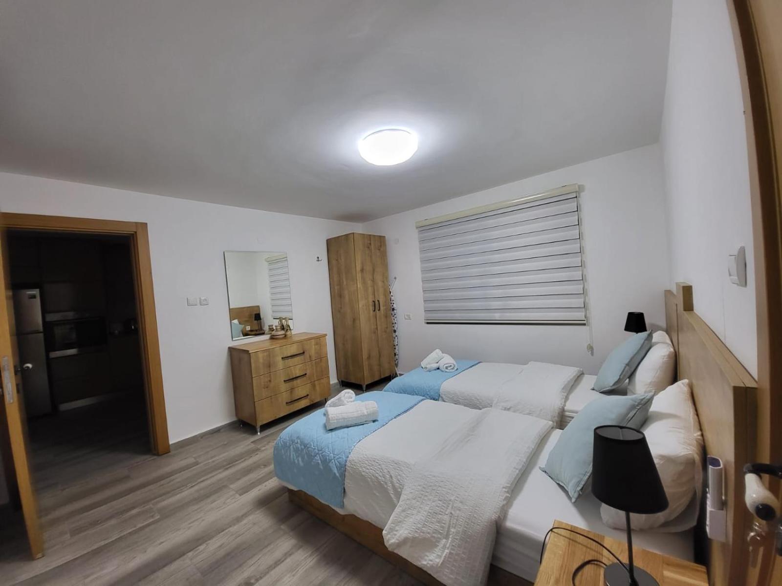 Maria'S Guesthouse - Uphill View Of Nazareth F Номер фото