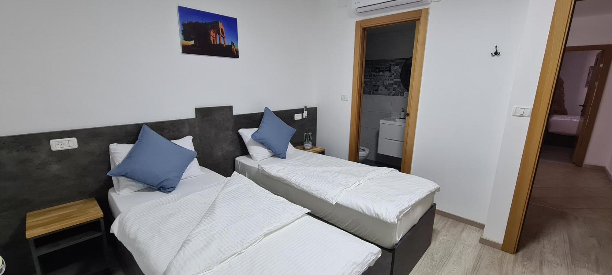 Maria'S Guesthouse - Uphill View Of Nazareth F Номер фото